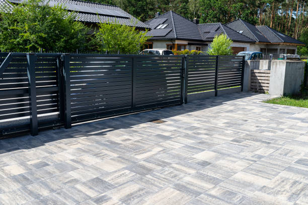 Best Professional Driveway Pavers  in Dover, FL